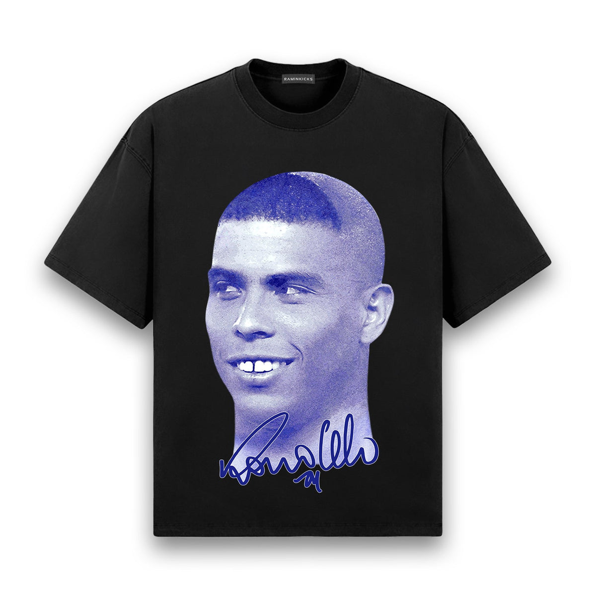 Ronaldo (2002) T-Shirt product photo