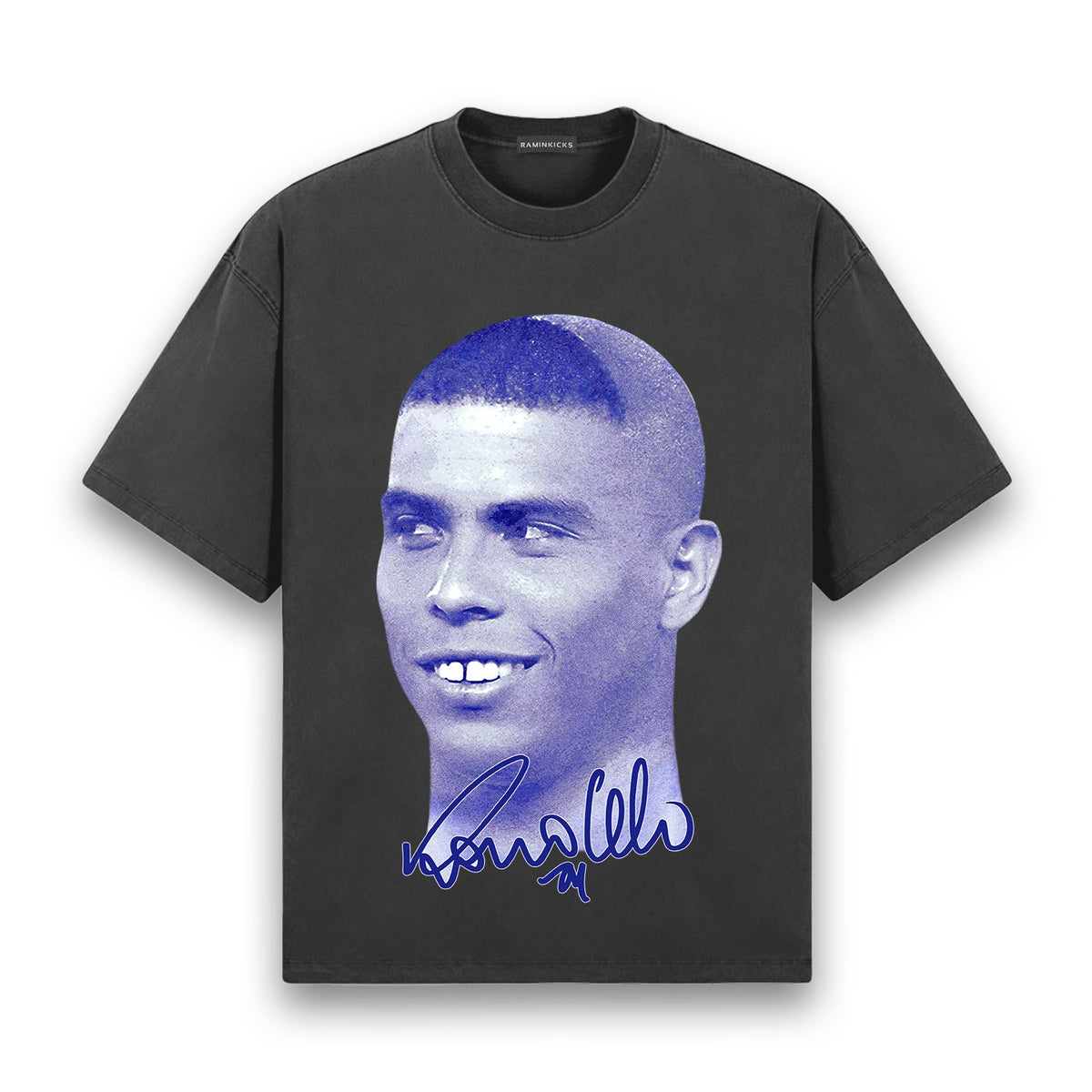 Ronaldo (2002) T-Shirt product photo